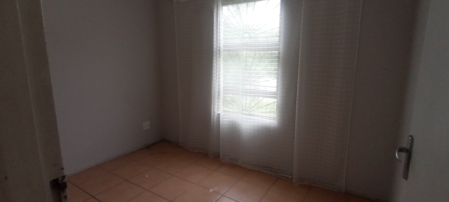 3 Bedroom Property for Sale in Sunnyridge Eastern Cape